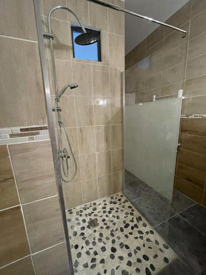 Agreable Maison Centre-Ville Bourg-Saint-Andeol Bagian luar foto