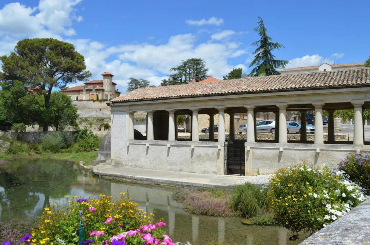 Agreable Maison Centre-Ville Bourg-Saint-Andeol Bagian luar foto